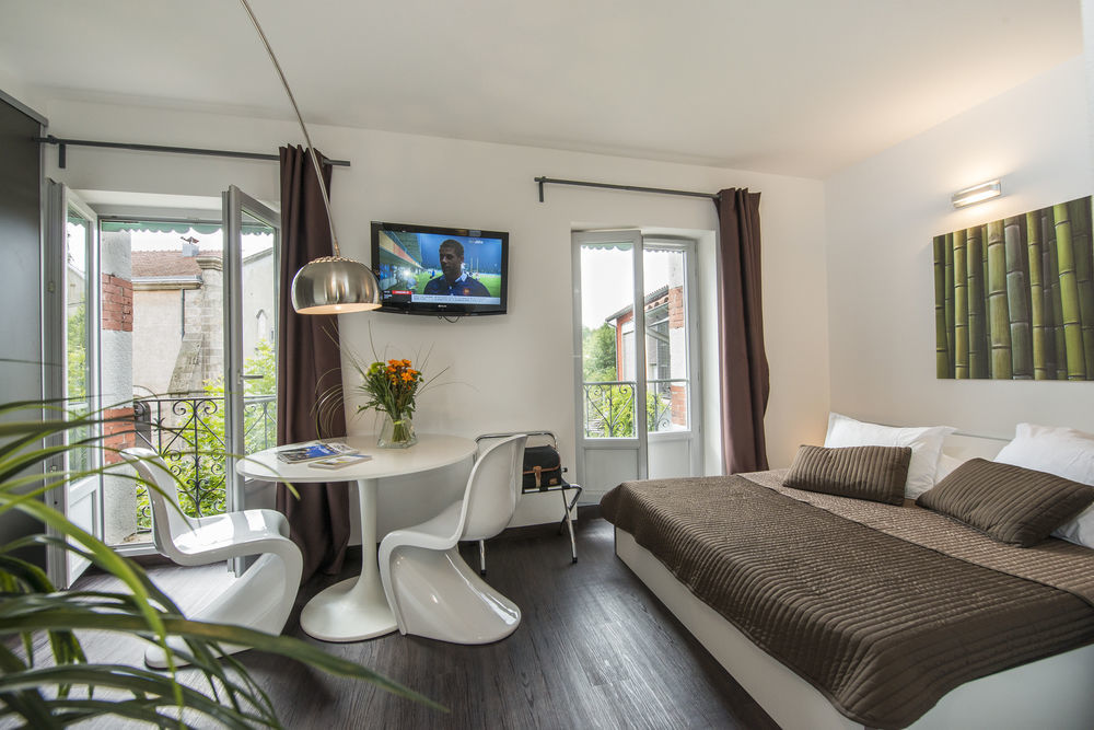 아브빌르 Les Capucines B&B 외부 사진