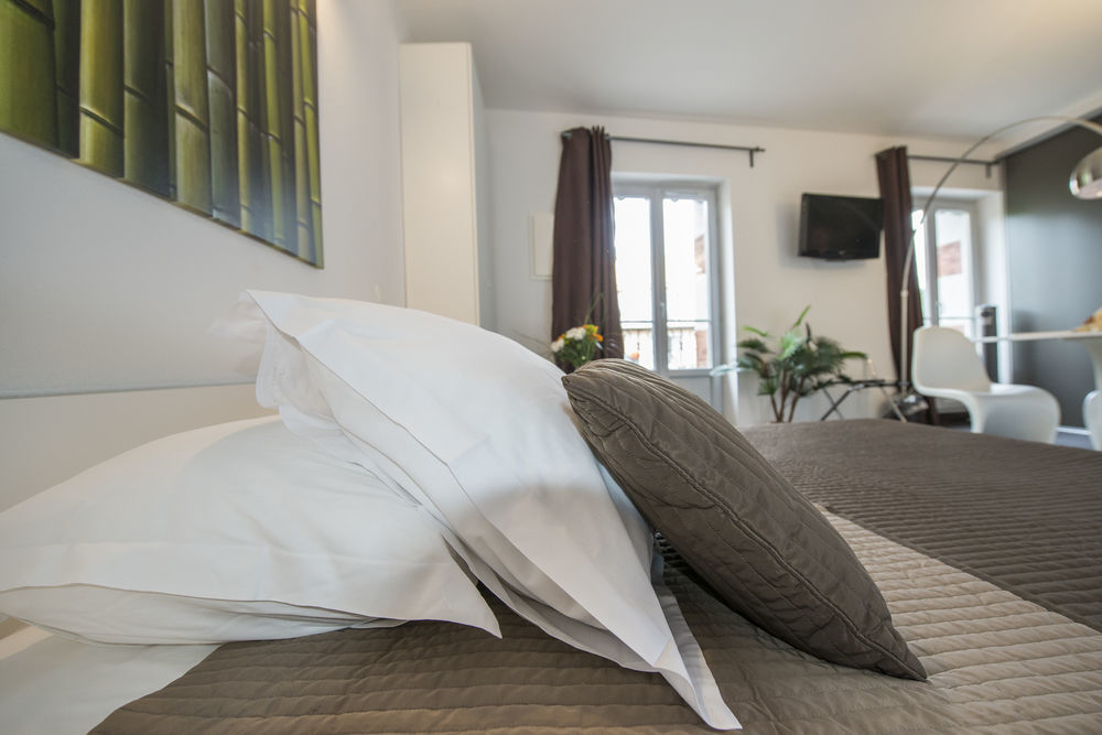 아브빌르 Les Capucines B&B 외부 사진