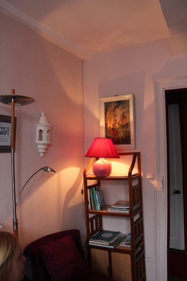 아브빌르 Les Capucines B&B 외부 사진