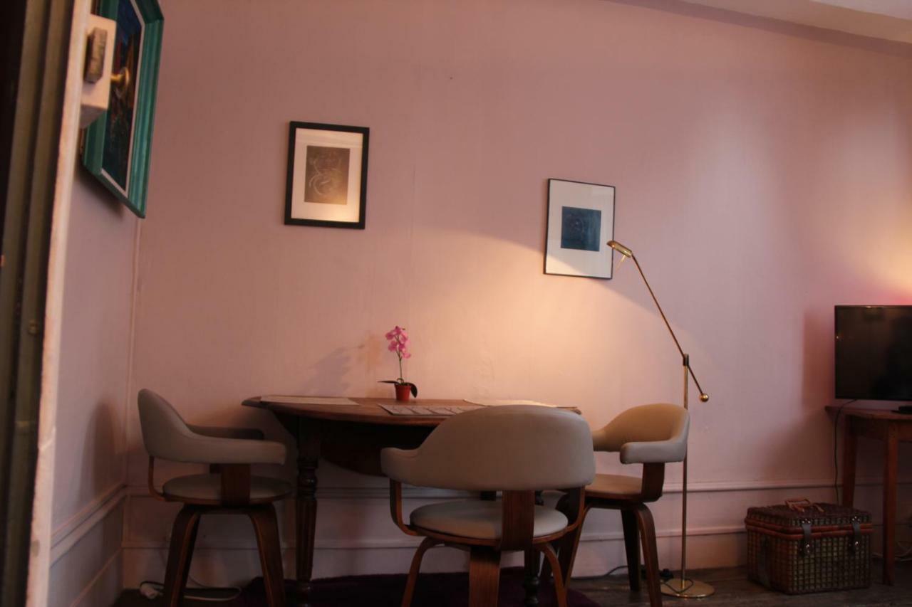 아브빌르 Les Capucines B&B 외부 사진